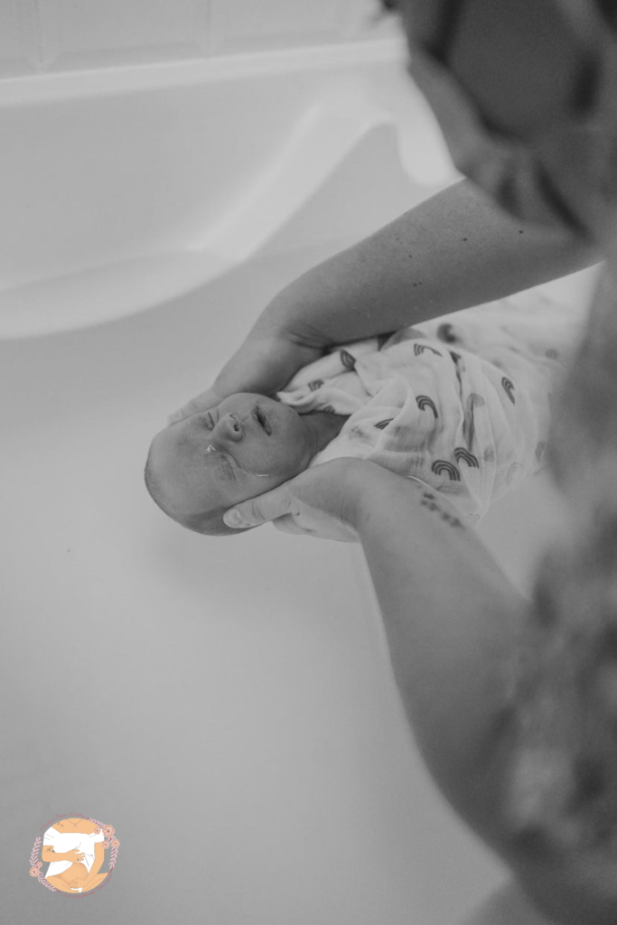 Marine Bien Naître - Massage Bébé Valenciennes et St Amand Les Eaux